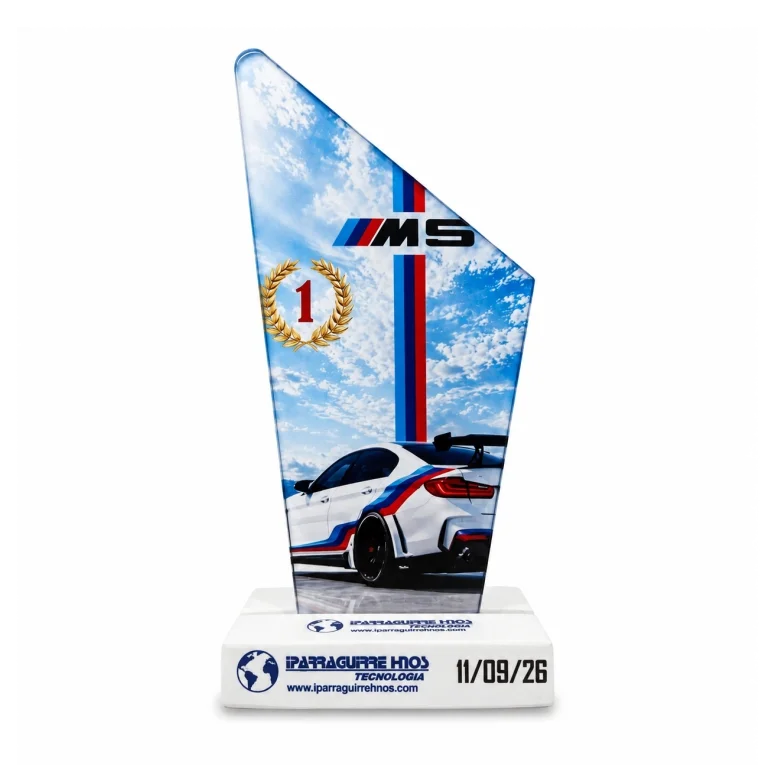 TROFEO DE ACRILICO 21 x 10cm de 5mm 